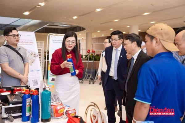 Phụ nữ hiện đại cần bản lĩnh và tâm thế chủ động Phụ nữ hiện đại cần bản lĩnh và tâm thế chủ động