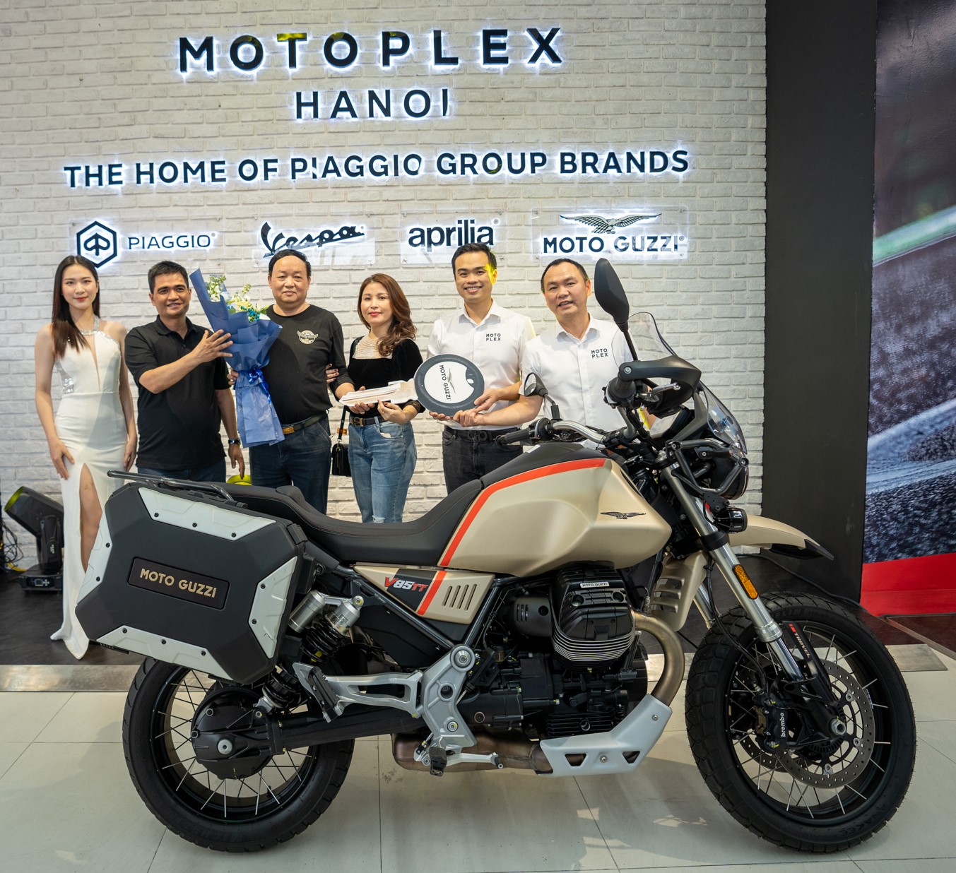 Piaggio khai trương showroom Motoplex tại Hà Nội