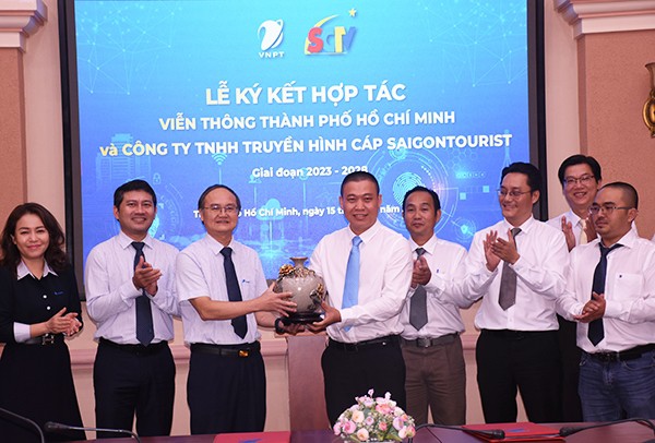 SCTV ký kết Thỏa thuận hợp tác với VNPT TP.HCM