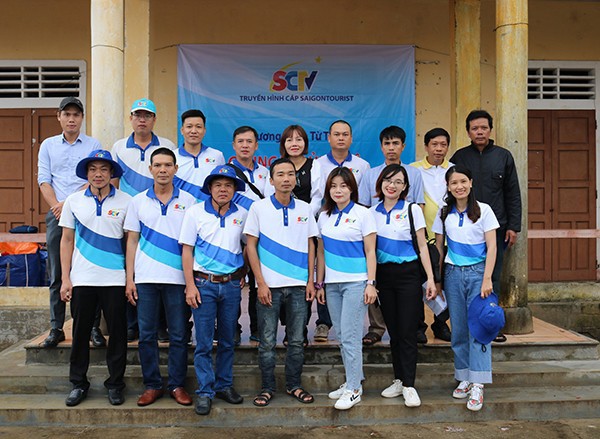 SCTV trao quà cho CB-CNV và 376 hộ dân bị thiên tai, lũ lụt ở Quảng Trị