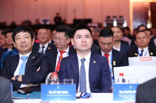 Tập đoàn T&T Group ký hợp tác chiến lược với Hội Doanh nhân trẻ Việt Nam Tập đoàn T&T Group ký hợp tác chiến lược với Hội Doanh nhân trẻ Việt Nam