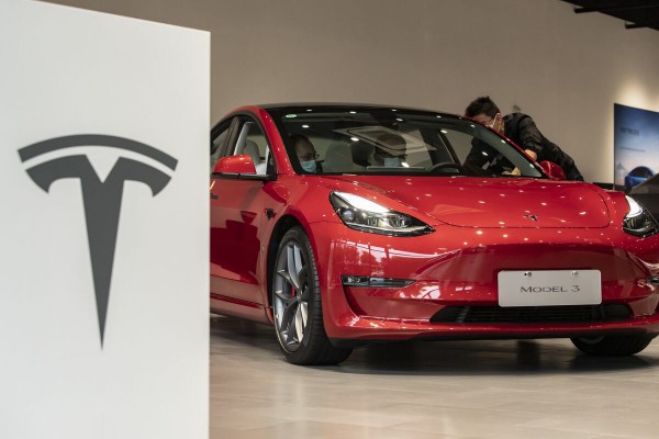 Tesla sửa chữa từ xa 1,1 triệu xe điện ở Trung Quốc