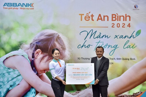 Tết An Bình 2024: ABBANK gây quỹ tài trợ 50.000 cây gỗ lớn cho Quảng Bình