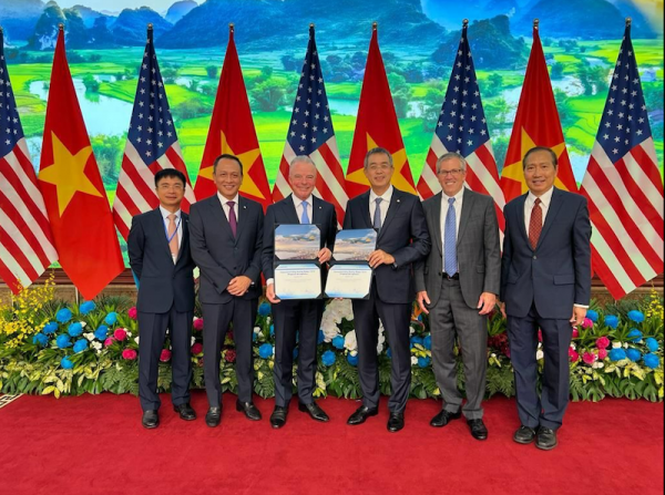 Tổng thống Hoa Kỳ Joe Biden chứng kiến cam kết hợp tác của Vietnam Airlines và Boeing