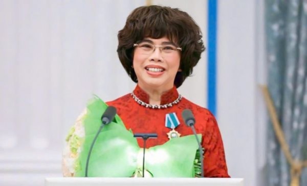 Tổng thống Nga Vladimir Putin: “Các dự án của bà Thái Hương góp phần tăng cường hợp tác chiến lược giữa hai nước” Tổng thống Nga Vladimir Putin: “Các dự án của bà Thái Hương góp phần tăng cường hợp tác chiến lược giữa hai nước”