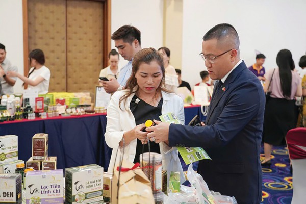 Tự hào về trách nhiệm doanh nhân! Tự hào về trách nhiệm doanh nhân!