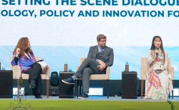 Tỷ phú Nguyễn Thị Phương Thảo: Không có sự khác biệt giữa tỷ phú với bác tài Tuk tuk trong thế giới AI Tỷ phú Nguyễn Thị Phương Thảo: Không có sự khác biệt giữa tỷ phú với bác tài Tuk tuk trong thế giới AI