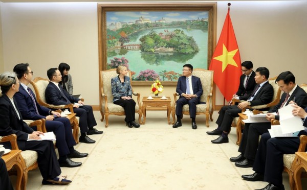 Việt Nam tạo điều kiện thuận lợi để Amazon đầu tư lâu dài Việt Nam tạo điều kiện thuận lợi để Amazon đầu tư lâu dài