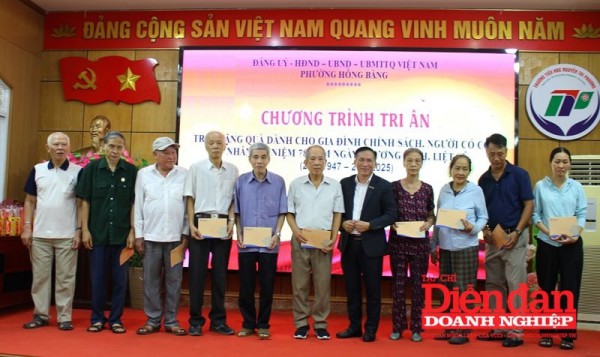 Vietravel Hải Phòng: Tri ân gia đình chính sách, người có công với cách mạng Vietravel Hải Phòng: Tri ân gia đình chính sách, người có công với cách mạng