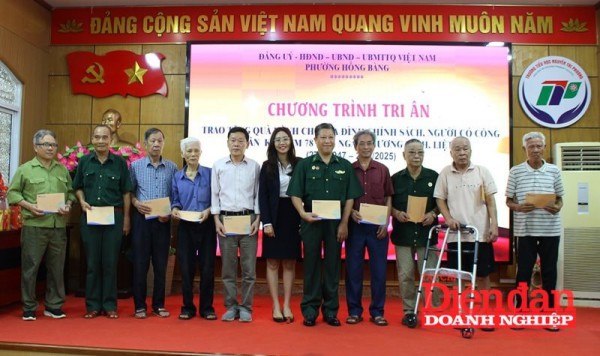 Vietravel Hải Phòng: Tri ân gia đình chính sách, người có công với cách mạng Vietravel Hải Phòng: Tri ân gia đình chính sách, người có công với cách mạng