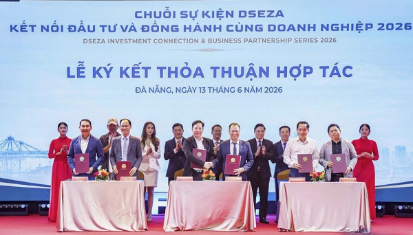 “Áo khoác” mới của doanh nghiệp tư nhân nhìn từ Hội thảo FTZ Đà Nẵng “Áo khoác” mới của doanh nghiệp tư nhân nhìn từ Hội thảo FTZ Đà Nẵng