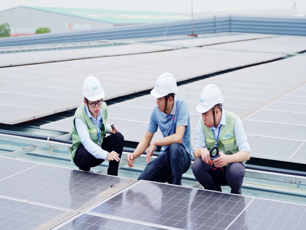 Điện mặt trời mái nhà chuyển mình trong giai đoạn mới