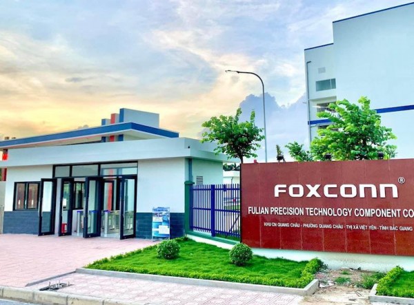 "Ông lớn” Foxconn tăng vốn, củng cố sức hút FDI của Việt Nam