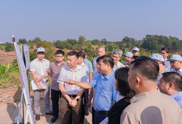 Bí thư Tỉnh ủy Đắk Lắk kiểm tra, thúc đẩy tiến độ các dự án, công trình trọng điểm Bí thư Tỉnh ủy Đắk Lắk kiểm tra, thúc đẩy tiến độ các dự án, công trình trọng điểm