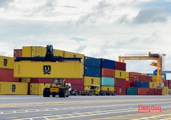 Cảng biển Hải Phòng đồng bộ hạ tầng, đón đầu tăng trưởng