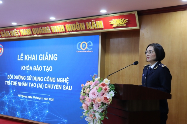 Chi cục Hải quan khu vực III khai giảng lớp đào tạo ứng dụng AI: Yêu cầu thiết thực trong nâng cao chất lượng phục vụ và hiện đại hóa thủ tục hải quan