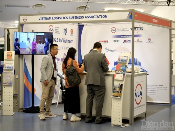 FWC 2023: Ngành logistics thích ứng biến đổi khí hậu