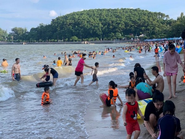 Hải Phòng: "Giải tỏa" áp lực ùn tắc cho Cát Bà