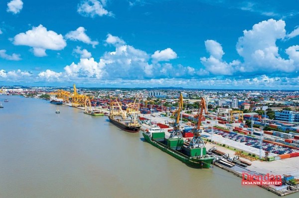 Hải Phòng đi tắt đón đầu trong đào tạo nhân lực logistics và hàng hải quốc tế