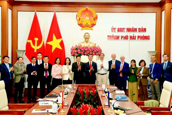 Hải Phòng đón làn sóng đầu tư từ châu Âu Hải Phòng đón làn sóng đầu tư từ châu Âu