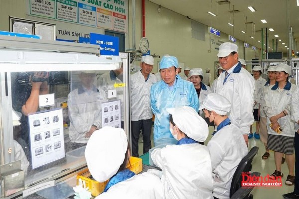 Hải Phòng dùng chính sách tốt nhất để khẳng định tầm nhìn chiến lược Hải Phòng dùng chính sách tốt nhất để khẳng định tầm nhìn chiến lược