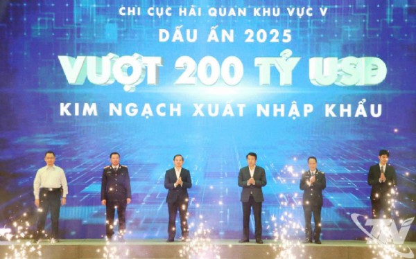 Hải quan Khu vực V đối thoại doanh nghiệp