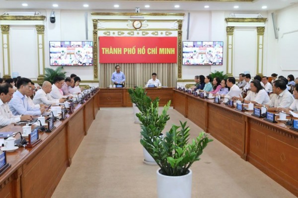 Kinh tế TP HCM tiếp tục đạt nhiều kết quả tích cực Kinh tế TP HCM tiếp tục đạt nhiều kết quả tích cực