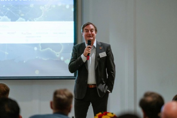 Lợi thế cạnh tranh của Việt Nam khi thế giới biến động Lợi thế cạnh tranh của Việt Nam khi thế giới biến động