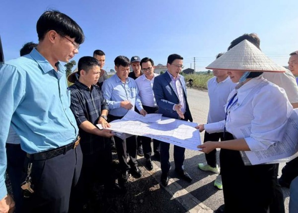 Quảng Ninh: Gấp rút chuẩn bị khởi công dự án trọng điểm quốc gia về năng lượng Quảng Ninh: Gấp rút chuẩn bị khởi công dự án trọng điểm quốc gia về năng lượng