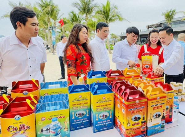 Quảng Ninh: Khơi thông nguồn lực để kinh tế tư nhân bứt phá Quảng Ninh: Khơi thông nguồn lực để kinh tế tư nhân bứt phá