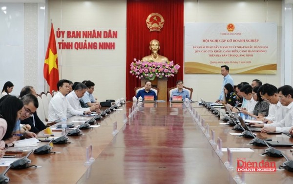 Quảng Ninh quyết liệt tháo gỡ rào cản cho các doanh nghiệp xuất nhập khẩu Quảng Ninh quyết liệt tháo gỡ rào cản cho các doanh nghiệp xuất nhập khẩu