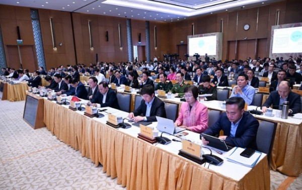 Thủ tướng Phạm Minh Chính: 2026 là năm bứt phá kinh tế số Thủ tướng Phạm Minh Chính: 2026 là năm bứt phá kinh tế số