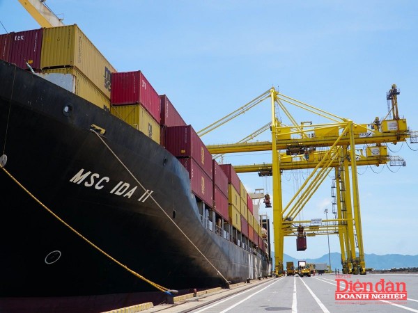 Tìm động lực cho doanh nghiệp xuất nhập khẩu Đà Nẵng