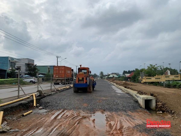 Đà Nẵng: Dự án nâng cấp Quốc lộ 14B trễ tiến độ do đâu? Đà Nẵng: Dự án nâng cấp Quốc lộ 14B trễ tiến độ do đâu?