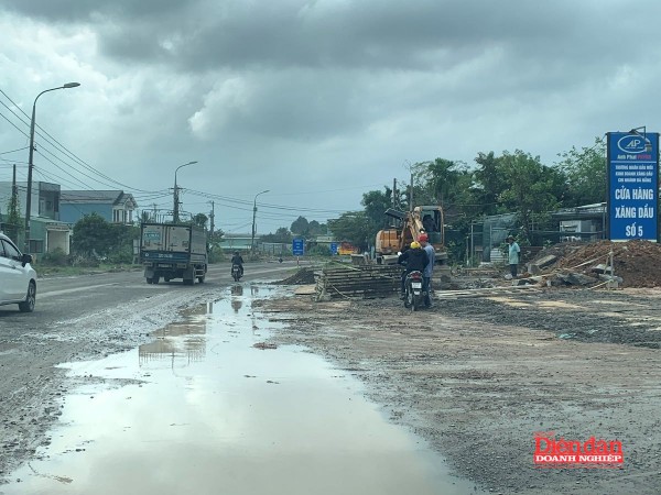 Đà Nẵng: Dự án nâng cấp Quốc lộ 14B trễ tiến độ do đâu? Đà Nẵng: Dự án nâng cấp Quốc lộ 14B trễ tiến độ do đâu?