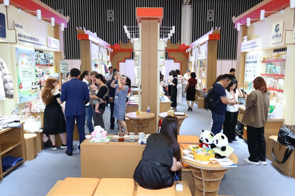 500 nhà cung ứng 'họp chợ' tại TP.HCM