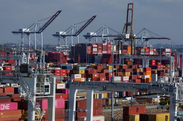 Bị Mỹ áp thuế, Trung Quốc khởi kiện lên WTO Bị Mỹ áp thuế, Trung Quốc khởi kiện lên WTO