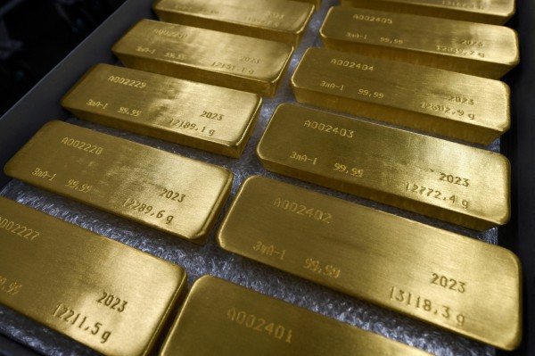 Các ngân hàng trung ương đưa dự trữ vàng về nước sau lệnh cấm vận Nga