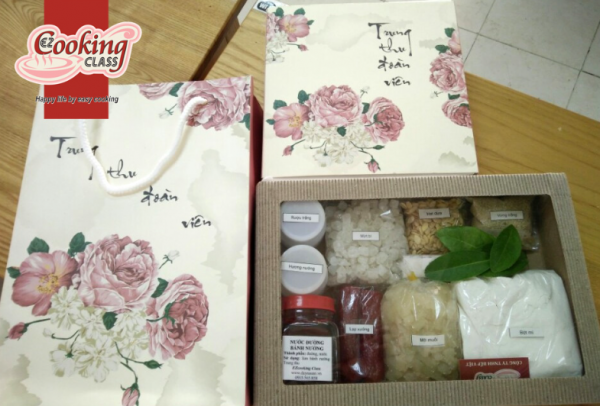 Các set tự làm bánh trung thu giá chỉ từ 99.000 đồng: Loại truyền thống, rau câu lẫn bánh chay đều có đủ