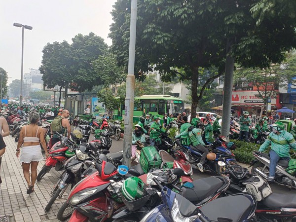 Choáng: Starbucks Việt Nam bất ngờ giá 0 đồng trên ứng dụng, đơn hàng tăng đột biến Choáng: Starbucks Việt Nam bất ngờ giá 0 đồng trên ứng dụng, đơn hàng tăng đột biến