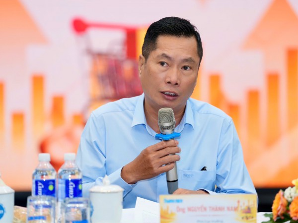 Cục trưởng cũng livestream hỗ trợ bán hàng cho doanh nghiệp Cục trưởng cũng livestream hỗ trợ bán hàng cho doanh nghiệp
