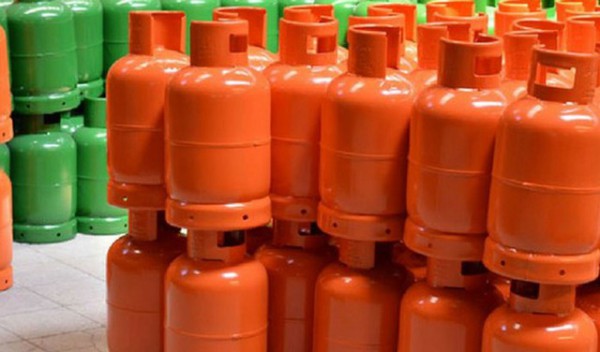 Giá gas của một số thương hiệu giảm mạnh 150.000 đồng/bình 45kg Giá gas của một số thương hiệu giảm mạnh 150.000 đồng/bình 45kg