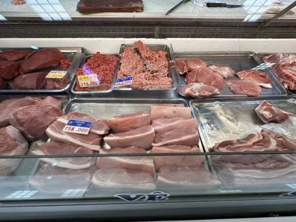 Giá heo hơi hôm nay 10.3.2026: 'Ông lớn' giảm mạnh