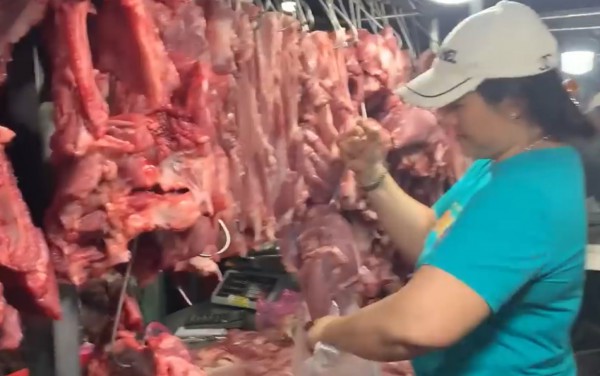 Giá heo hơi hôm nay 9.2.2026: Thấp nhất 72.000 đồng/kg