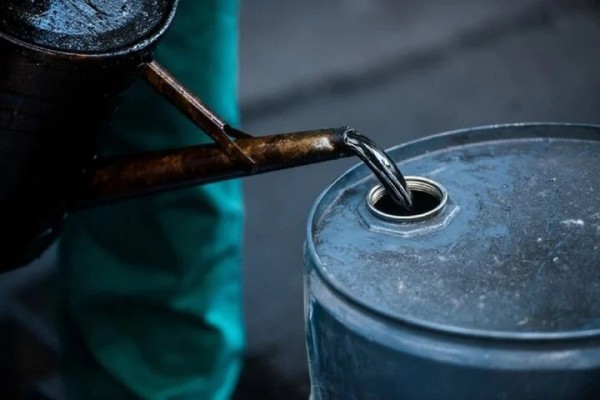 Giá xăng dầu hôm nay 25.5.2026: Lao dốc, giảm gần 5 USD/thùng Giá xăng dầu hôm nay 25.5.2026: Lao dốc, giảm gần 5 USD/thùng