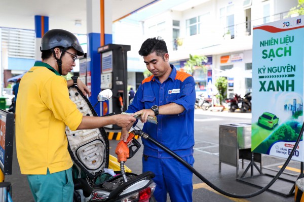 Giá xăng dầu hôm nay 29.12.2025: Tiến đến tuần tăng?