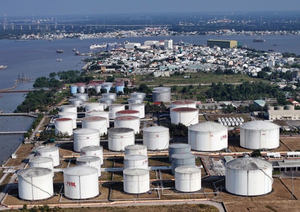 Giá xăng dầu hôm nay 29.4.2026: Chiều nay trong nước điều chỉnh giá thế nào?