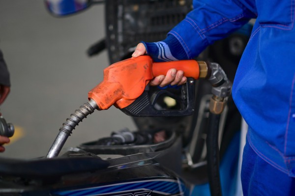 Giá xăng dầu hôm nay 29.9.2025: Quay đầu giảm