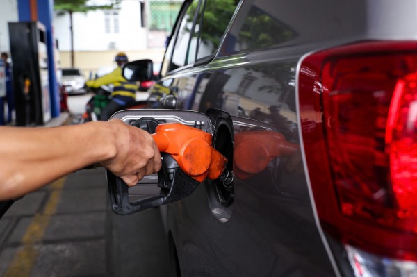 Giá xăng dầu hôm nay 6.8.2025: Thế giới giảm mạnh, xăng trong nước vẫn tăng? Giá xăng dầu hôm nay 6.8.2025: Thế giới giảm mạnh, xăng trong nước vẫn tăng?