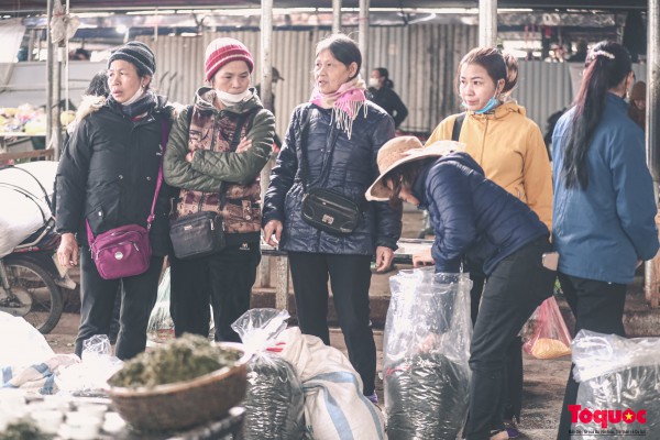 Hương sắc xứ Trà ở phiên chợ chè giữa lòng thành phố Thái Nguyên